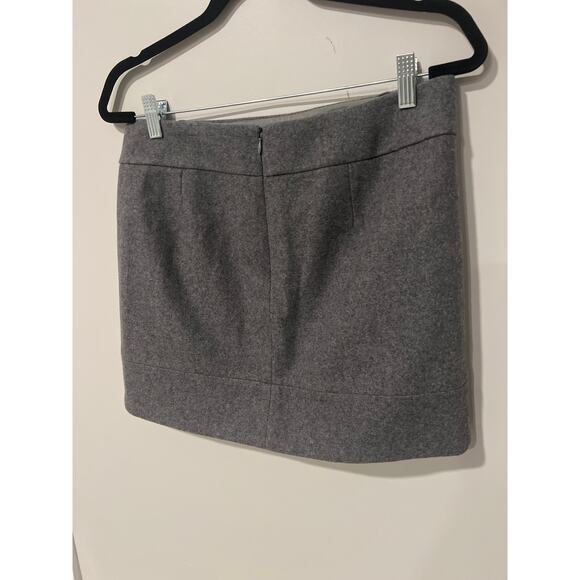 J.Crew Wool Blend Gray Mini Skirt, Size 6. KB337 - Picture 4 of 5